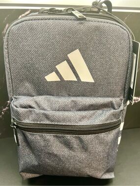 Adidas Santiago 3 Twill Onix Grey/Black Lunch Bag with Front Zip Pocket NWT